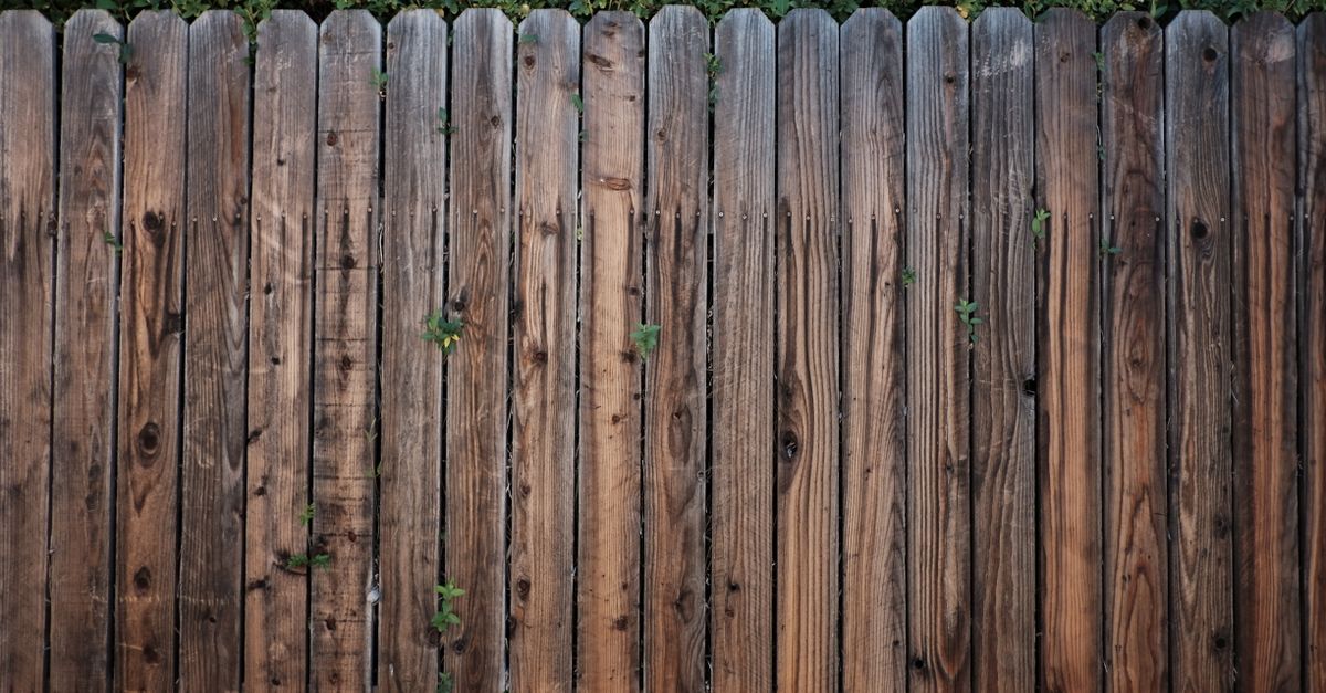 Stylish Fencing Options for Coastal and Beachside Properties